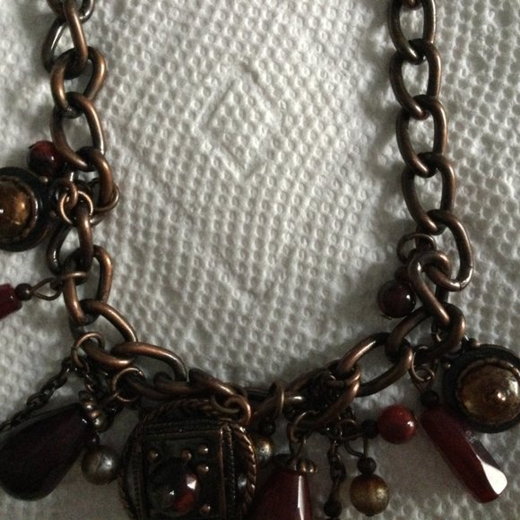 Women's necklace copper button red beads metal chain 17" likely vintage - Picture 4 of 4